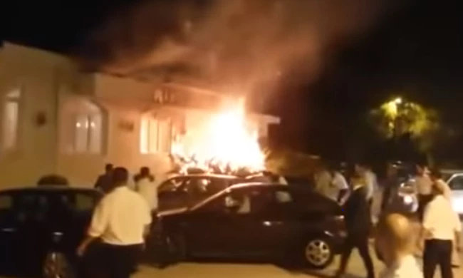 Πανικός και ουρλιαχτά σε γαμήλιο γλέντι στη Λάρισα: Φλόγες τύλιξαν κέντρο διασκέδασης